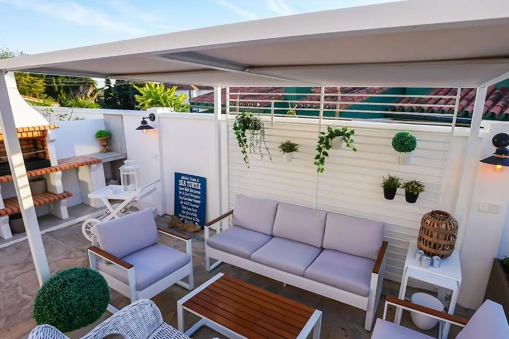 Villa Casacara Marbella Beachside Costabella -Spain Španělsko